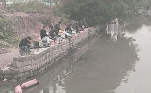 С���σ��w����ӽ̰���С؈��~