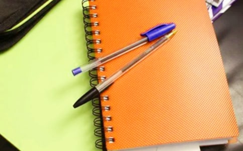 �߄�����ģ��R��15ƪ