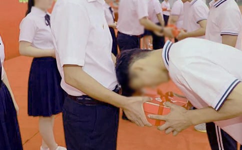 ʮ�q���˶Y���L(zh��ng)���Z(y��)