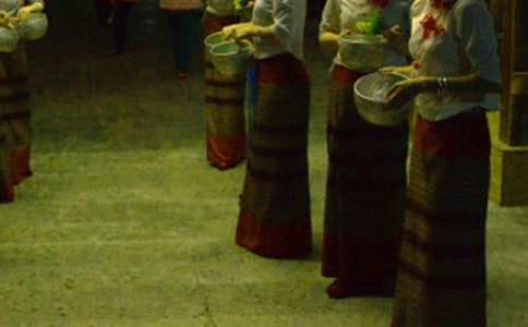 ������L(f��ng)����(x��)�T���ģ�ͨ��38ƪ��