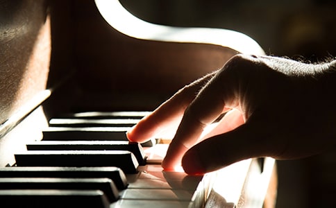 �T��������Ъ���Z