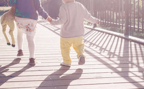 ��Ů�o��ĸף���R�~