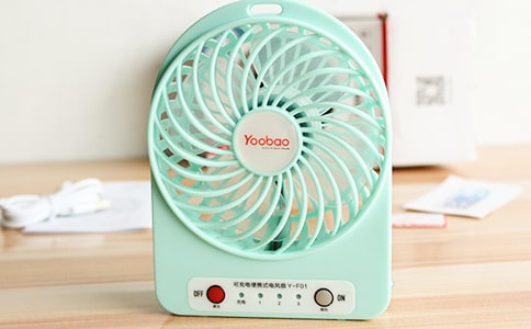 電風(fēng)扇和扇子的對(duì)話作文