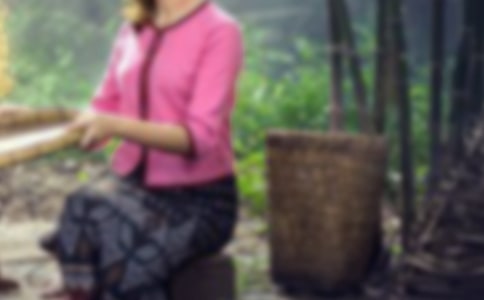 ��־���£�����ϯ�������c����DŮ