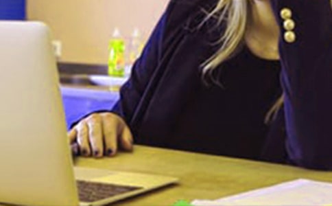 財(cái)務(wù)會(huì)計(jì)崗位求職個(gè)人簡(jiǎn)歷模板下載