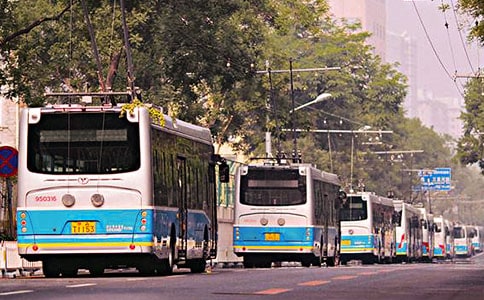 公交車上作文(集合15篇)