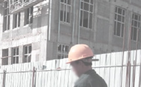 �������̌������