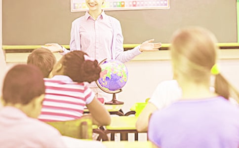 《紙和環(huán)保》教學(xué)活動