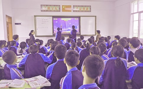 �̌W(xu��)��(sh��)�`�ĵ��w��(hu��)ģ��