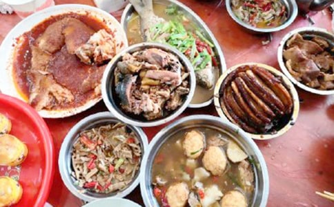 錄取大學(xué)酒席邀請函(通用15篇)