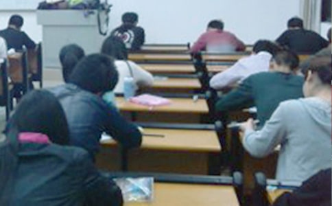 2023��Ӣ�Z������(j��)�°��꿼ԇ�r(sh��)�g