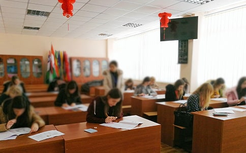 �QӢ�Z��ԇ���}�����c(di��n)�����}����