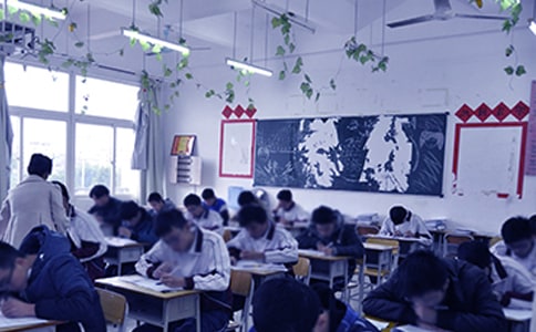 �QӢ�Z(y��)��ԇ��������}�ͽ��}˼·