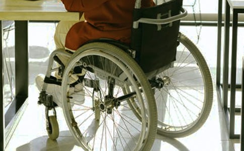 讀輪椅上的霍金有感