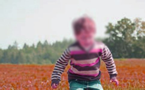  ���E�к��^���