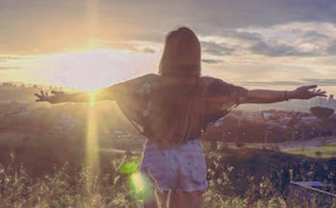 ���߰���������Ĥ��Ч Ů�Աؿ���