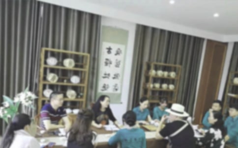 �׾�Ʒ�b��(hu��)����