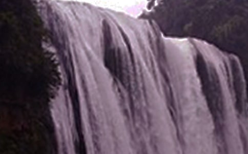 描寫瀑布的好詞好句