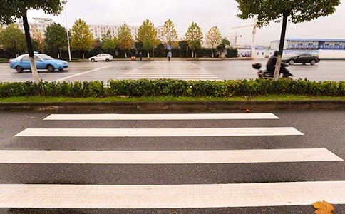 ���е��Ī�(d��)������