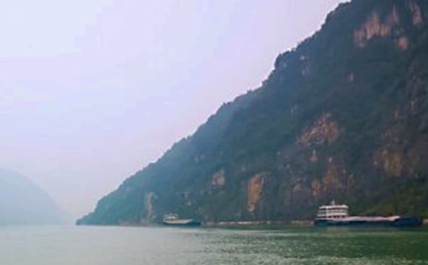 描寫三峽的詩句(通用100句)