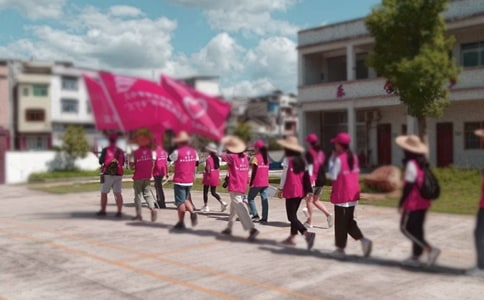 �����l(xi��ng)��(sh��)�`�ĵ�