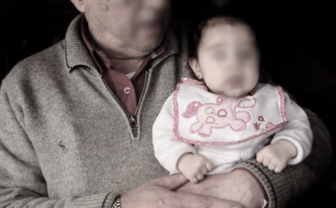 �OŮ�^�M��ף���Z