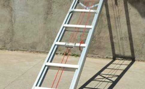 通向藍(lán)天的梯子作文