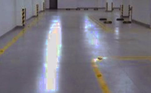 [��(j��ng)��]ͣ܇��(ch��ng)���M(f��i)ͨ��