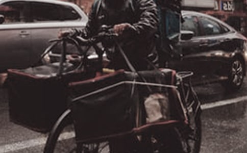 外賣(mài)員作文(精選)