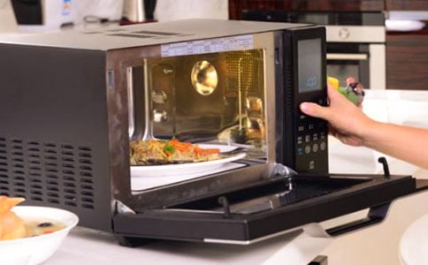 �P(gu��n)��΢���t�Ƿ��°��Ľ���