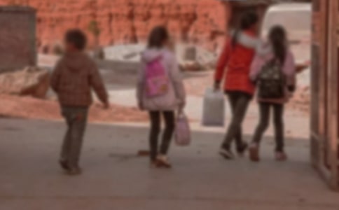 �l(xi��ng)��С�W�̌����΃�(y��u)�����E����