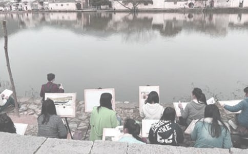 ����������