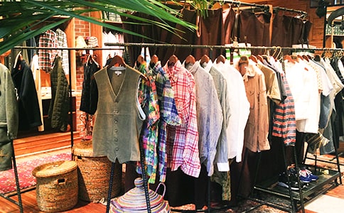 �wɫ�ڴ�ʲô�ɫ�·��ÿ�