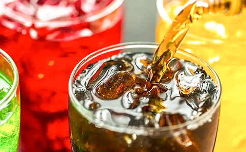 過年喝益生菌飲料助消化