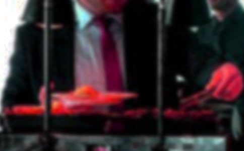 �y��������������