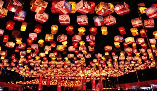 關(guān)于寒衣節(jié)放河燈習(xí)俗由來(lái)