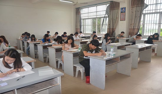 2014����Ӣ�Z�v�꿼ԇ���y�c(di��n)